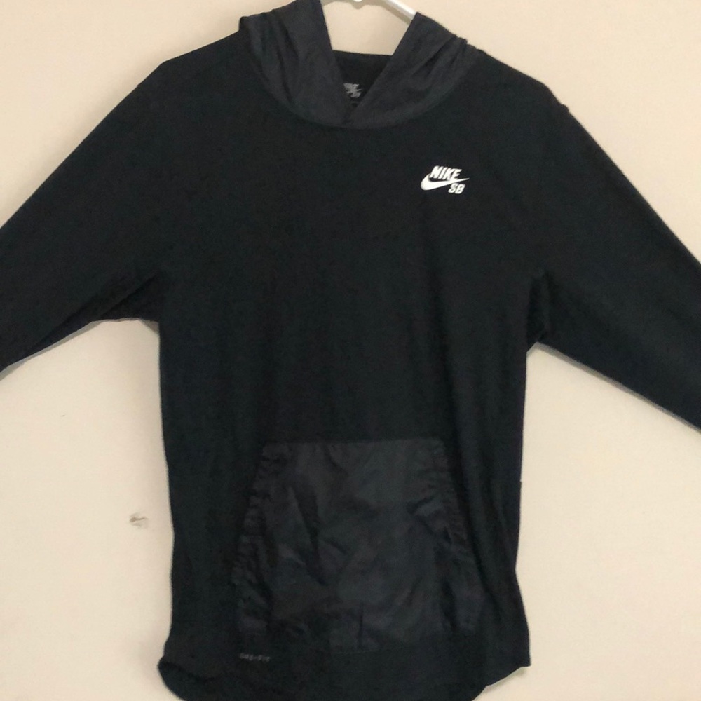Nike sb hoodie in black